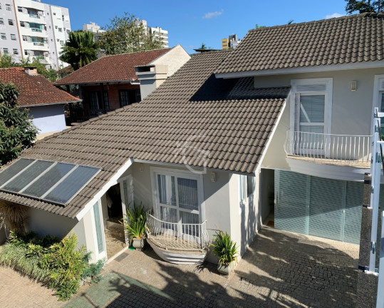 Imagem Casa com 3 Quartos à Venda, 420 m² em Anita Garibaldi - Joinville