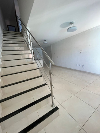 Imagem Casa com 3 Quartos para Alugar ou Temporada, 120 m² em Portal De Jacaraípe - Serra