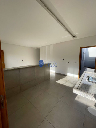 Imagem Casa com 3 Quartos à Venda, 161 m² em Residencial Flamboyant - Anápolis