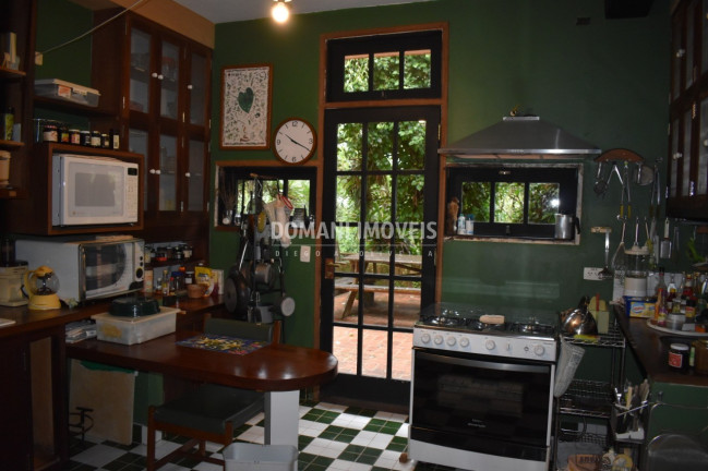 Imagem Casa com 4 Quartos à Venda, 410 m² em Região Do Toriba - Campos Do Jordão Imagem Casa com 4 Quartos à Venda, 410 m² em Região Do Toriba - Campos Do Jordão