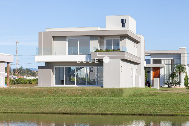 Imagem Casa de Condomínio com 4 Quartos à Venda, 308 m² em Centro - Torres Imagem Casa de Condomínio com 4 Quartos à Venda, 308 m² em Centro - Torres