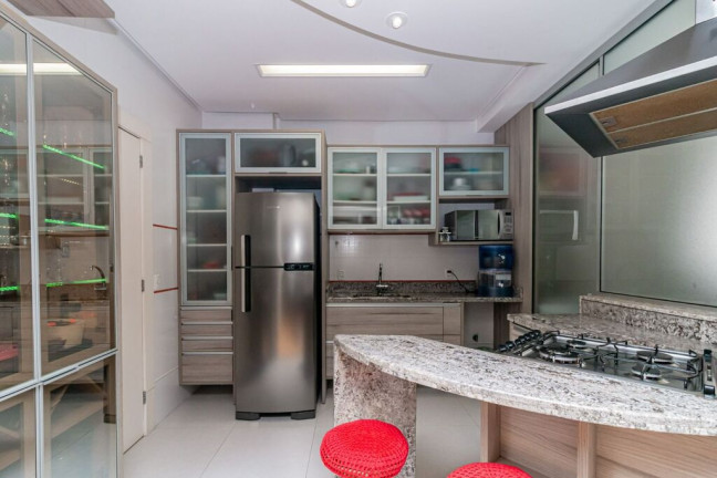 Imagem Apartamento com 3 Quartos à Venda, 110 m² em Moinhos De Vento - Porto Alegre Imagem Apartamento com 3 Quartos à Venda, 110 m² em Moinhos De Vento - Porto Alegre