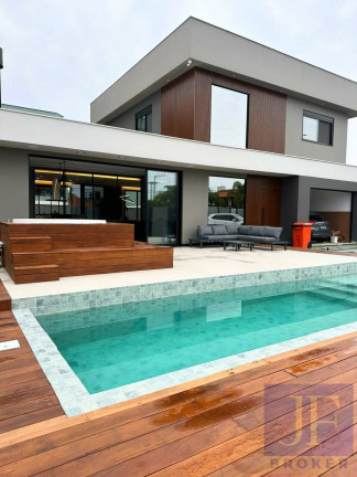 Casa com 4 Quartos à Venda, 1.059 m² em Ingleses Do Rio Vermelho - Florianópolis