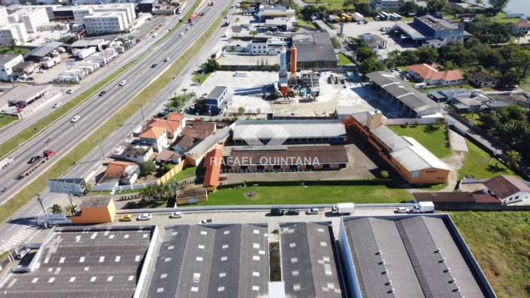 Imagem Ponto Comercial à Venda, 8.079 m² em Serraria - São José