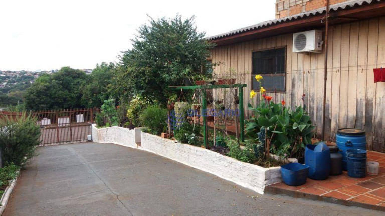 Imagem Casa com 4 Quartos à Venda, 180 m² em Centro - Toledo Imagem Casa com 4 Quartos à Venda, 180 m² em Centro - Toledo