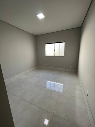 Imagem Casa com 3 Quartos à Venda, 76 m² em Cuiabá Imagem Casa com 3 Quartos à Venda, 76 m² em Cuiabá