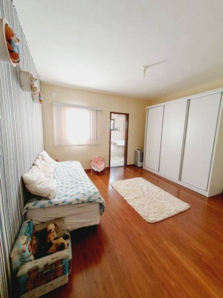 Imagem Sobrado com 3 Quartos à Venda, 170 m² em Barreiro - Taubaté