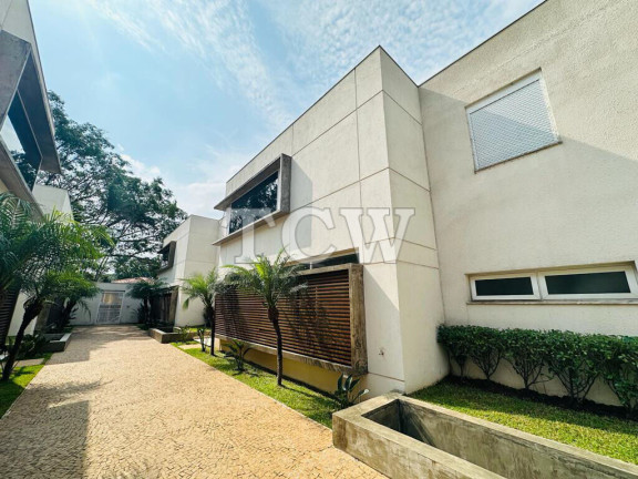 Casa de Condomínio com 4 Quartos à Venda, 310 m² em Campo Belo - São Paulo