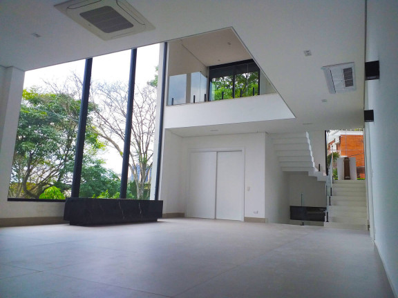 Imagem Casa com 4 Quartos à Venda, 639 m² em Alphaville - Barueri Imagem Casa com 4 Quartos à Venda, 639 m² em Alphaville - Barueri