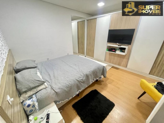 Imagem Casa com 3 Quartos à Venda, 360 m² em Laranjal - Pelotas