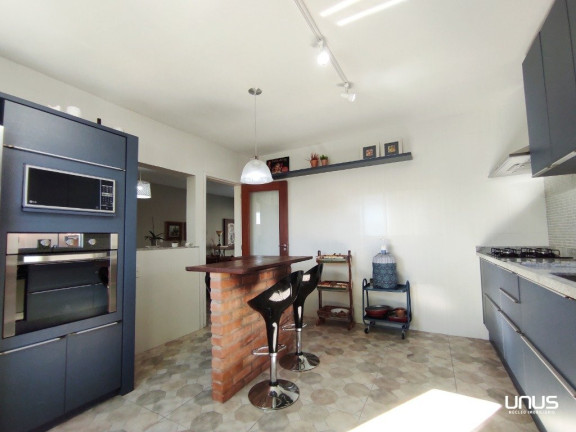 Imagem Casa com 3 Quartos à Venda, 340 m² em Jardim Atlântico - Florianópolis