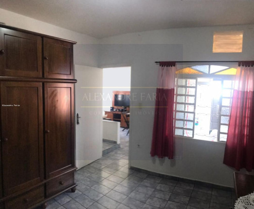 Imagem Casa com 3 Quartos à Venda, 130 m² em Centro - São Sebastião
