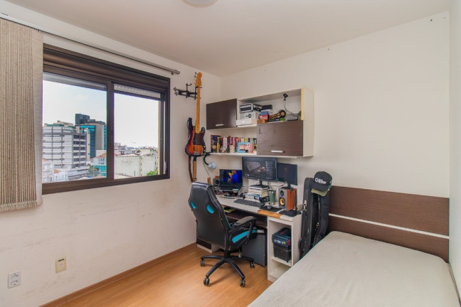 Imagem Imóvel com 2 Quartos à Venda, em Higienópolis - Porto Alegre Imagem Imóvel com 2 Quartos à Venda, em Higienópolis - Porto Alegre