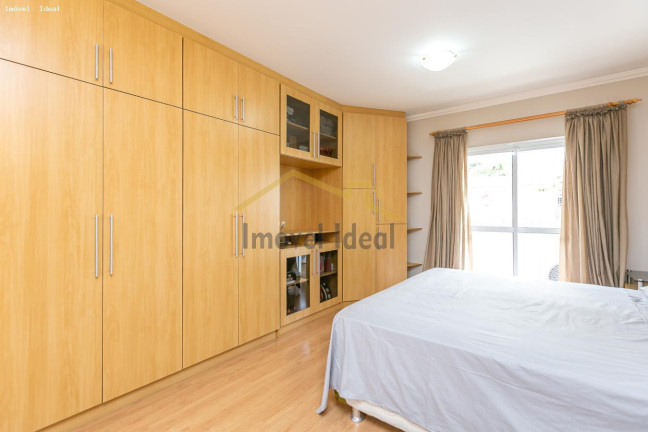 Imagem Casa com 4 Quartos à Venda, 193 m² em Vila Izabel - Curitiba