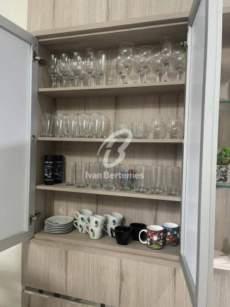 Imagem Apartamento com 3 Quartos para Temporada, em Mariscal - Bombinhas Imagem Apartamento com 3 Quartos para Temporada, em Mariscal - Bombinhas