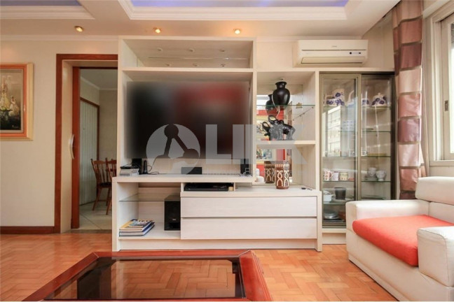 Imagem Apartamento com 3 Quartos à Venda, 94 m² em Higienópolis - Porto Alegre Imagem Apartamento com 3 Quartos à Venda, 94 m² em Higienópolis - Porto Alegre