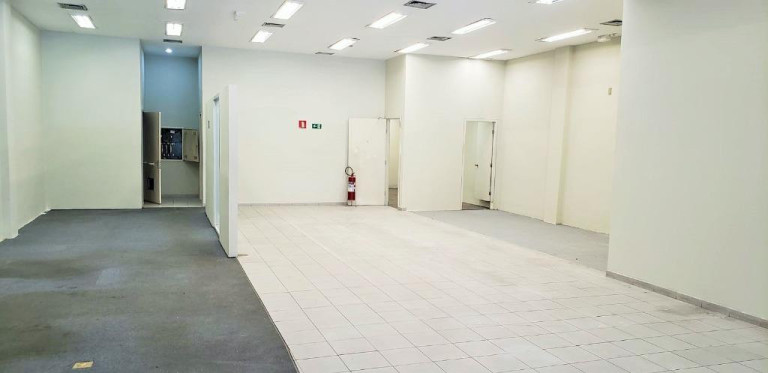 Imagem Sala Comercial para Alugar, 326 m² em Centro - Suzano Imagem Sala Comercial para Alugar, 326 m² em Centro - Suzano