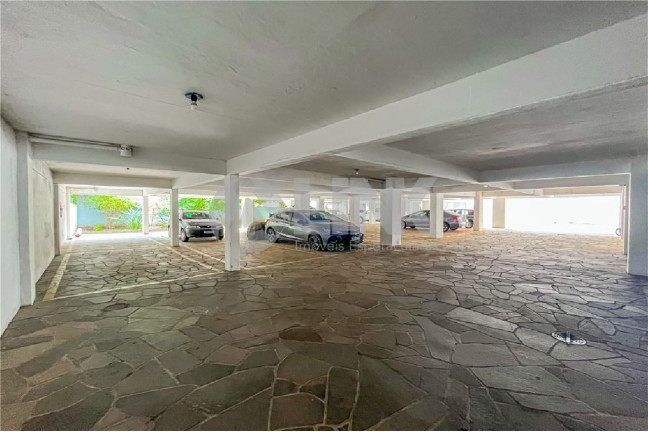 Imagem Apartamento com 1 Quarto à Venda, 56 m² em Passo Da Areia - Porto Alegre