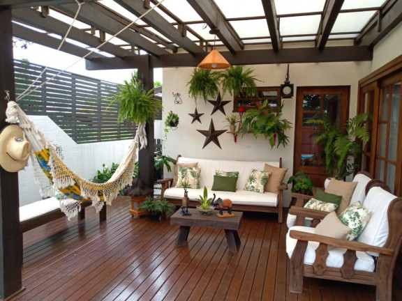 Imagem Casa com 6 Quartos à Venda, 450 m² em Jurerê Internacional - Florianópolis Imagem Casa com 6 Quartos à Venda, 450 m² em Jurerê Internacional - Florianópolis