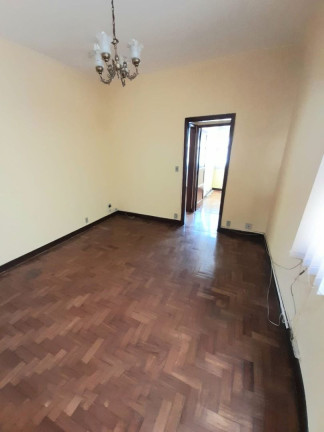 Imagem Imóvel com 3 Quartos à Venda, 200 m² em Várzea - Teresópolis Imagem Imóvel com 3 Quartos à Venda, 200 m² em Várzea - Teresópolis
