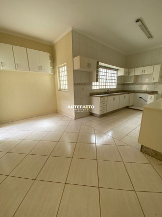 Imagem Casa com 3 Quartos à Venda, 130 m² em Residencial José De Carlos - Franca Imagem Casa com 3 Quartos à Venda, 130 m² em Residencial José De Carlos - Franca