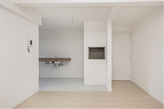 Imagem Imóvel com 2 Quartos à Venda, em Passo Da Areia - Porto Alegre Imagem Imóvel com 2 Quartos à Venda, em Passo Da Areia - Porto Alegre