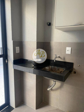 Imagem Casa de Condomínio com 3 Quartos à Venda, 240 m² em Sacramento - Sacramento