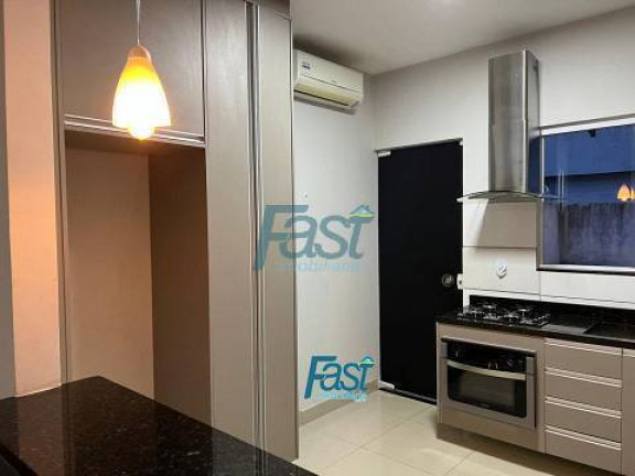 Imagem Casa de Condomínio com 2 Quartos à Venda, 250 m² em Distrito Industrial - Cuiabá Imagem Casa de Condomínio com 2 Quartos à Venda, 250 m² em Distrito Industrial - Cuiabá