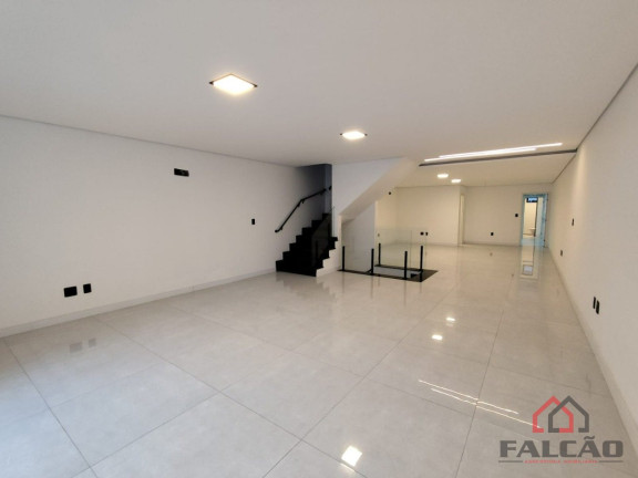 Imagem Casa com 3 Quartos à Venda, 280 m² em Embaré - Santos Imagem Casa com 3 Quartos à Venda, 280 m² em Embaré - Santos
