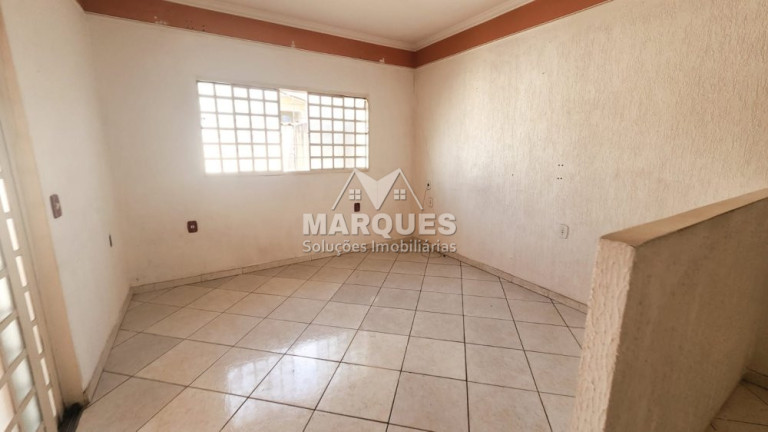 Imagem Casa com 3 Quartos à Venda, 120 m² em Parque São Jorge - Campinas Imagem Casa com 3 Quartos à Venda, 120 m² em Parque São Jorge - Campinas