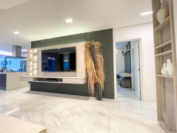 Imagem Apartamento com 3 Quartos à Venda, 125 m² em Centro - Balneário Camboriú