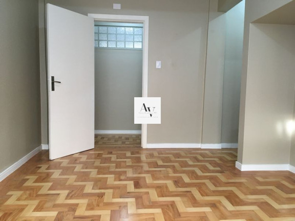 Imagem Apartamento com 4 Quartos à Venda, 166 m² em Centro Histórico - Porto Alegre Imagem Apartamento com 4 Quartos à Venda, 166 m² em Centro Histórico - Porto Alegre