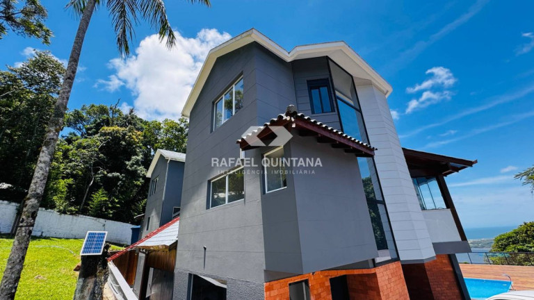 Imagem Casa com 4 Quartos à Venda, 470 m² em Lagoa Da Conceição - Florianópolis Imagem Casa com 4 Quartos à Venda, 470 m² em Lagoa Da Conceição - Florianópolis