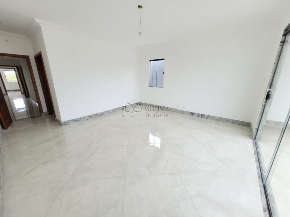 Imagem Casa com 4 Quartos à Venda, 354 m² em Lagoa - Macaé Imagem Casa com 4 Quartos à Venda, 354 m² em Lagoa - Macaé