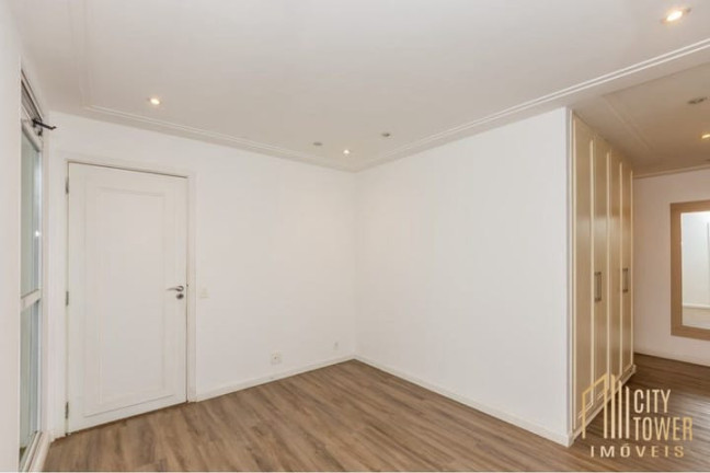 Imagem Apartamento com 3 Quartos à Venda, 218 m² em Brooklin Paulista - São Paulo Imagem Apartamento com 3 Quartos à Venda, 218 m² em Brooklin Paulista - São Paulo
