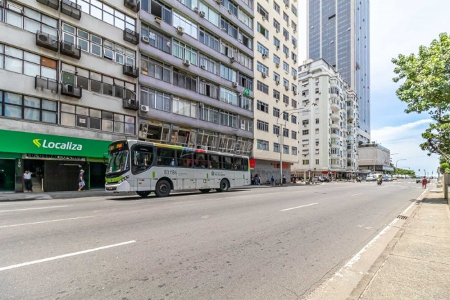 Imagem Apartamento com 3 Quartos à Venda, 135 m² em Copacabana - Rio De Janeiro