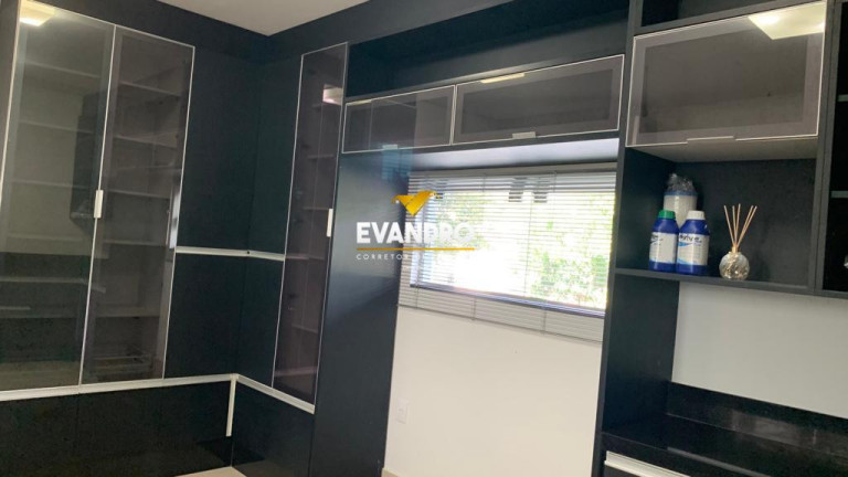 Imagem Casa com 4 Quartos à Venda, 548 m² em Condomínio Florais Cuiabá Residencial - Cuiabá Imagem Casa com 4 Quartos à Venda, 548 m² em Condomínio Florais Cuiabá Residencial - Cuiabá
