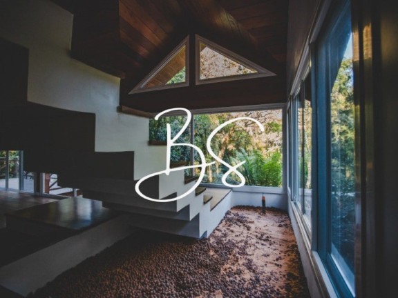 Imagem Casa com 4 Quartos à Venda, 1.241 m² em Centro - Gramado Imagem Casa com 4 Quartos à Venda, 1.241 m² em Centro - Gramado