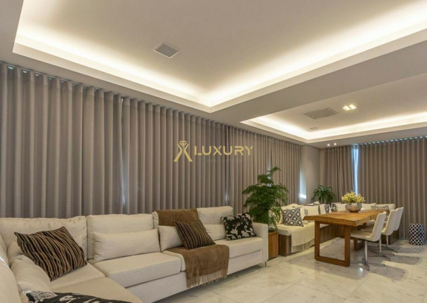 Imagem Imóvel com 4 Quartos à Venda, 180 m² em Vila Da Serra - Nova Lima Imagem Imóvel com 4 Quartos à Venda, 180 m² em Vila Da Serra - Nova Lima
