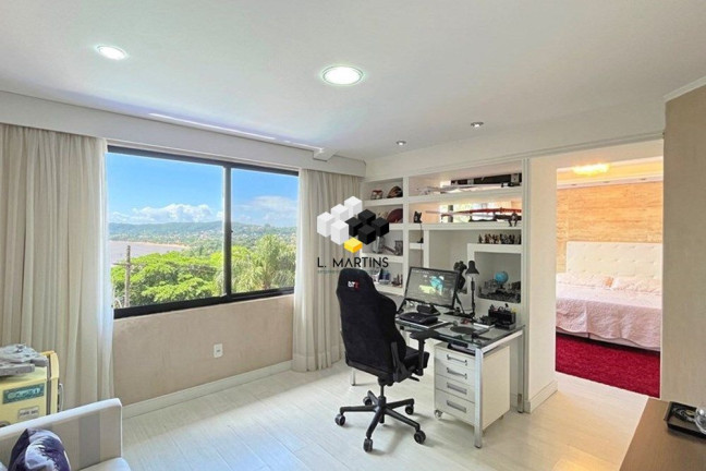 Imagem Casa com 3 Quartos à Venda, 395 m² em Espírito Santo - Porto Alegre Imagem Casa com 3 Quartos à Venda, 395 m² em Espírito Santo - Porto Alegre