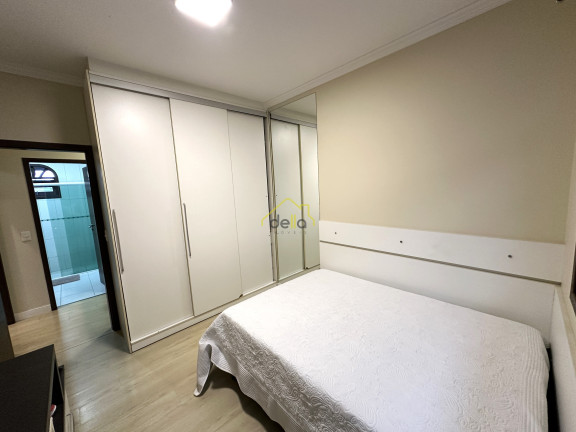 Imagem Casa com 4 Quartos à Venda, 259 m² em Iririú - Joinville Imagem Casa com 4 Quartos à Venda, 259 m² em Iririú - Joinville