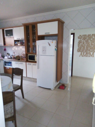 Imagem Casa com 3 Quartos à Venda, 220 m² em Centro - Itapetininga