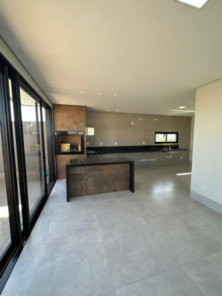 Imagem Casa de Condomínio com 3 Quartos à Venda, 230 m² em Condomínio Belvedere Ii - Cuiabá Imagem Casa de Condomínio com 3 Quartos à Venda, 230 m² em Condomínio Belvedere Ii - Cuiabá