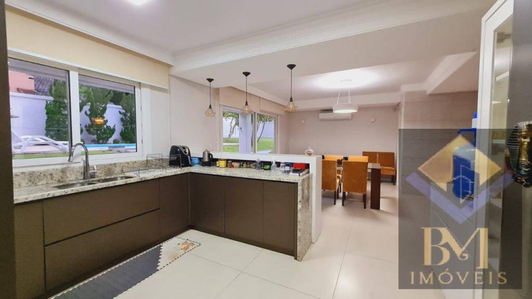 Imagem Casa com 3 Quartos à Venda, em São Paulo Imagem Casa com 3 Quartos à Venda, em São Paulo