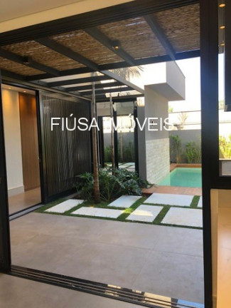 Imagem Casa com 3 Quartos à Venda, em Vila Do Golf - Ribeirão Preto Imagem Casa com 3 Quartos à Venda, em Vila Do Golf - Ribeirão Preto