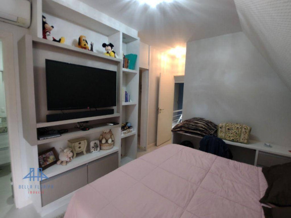 Imagem Cobertura com 3 Quartos à Venda, 121 m² em Córrego Grande - Florianópolis
