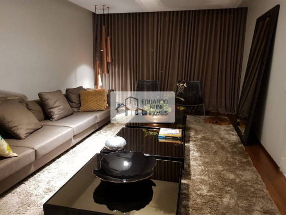 Imagem Casa com 4 Quartos à Venda, 354 m² em Santa Lúcia - Belo Horizonte Imagem Casa com 4 Quartos à Venda, 354 m² em Santa Lúcia - Belo Horizonte
