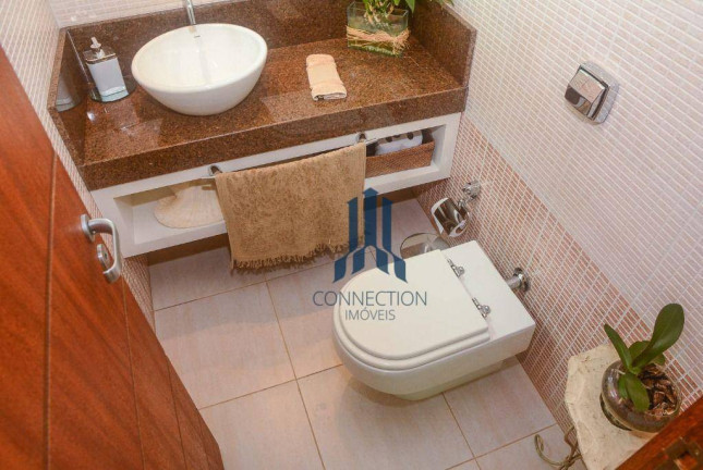 Imagem Casa com 3 Quartos à Venda, 379 m² em Santa Felicidade - Curitiba Imagem Casa com 3 Quartos à Venda, 379 m² em Santa Felicidade - Curitiba