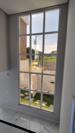 Imagem Casa com 3 Quartos à Venda, 240 m² em Itapebussu - Guarapari Imagem Casa com 3 Quartos à Venda, 240 m² em Itapebussu - Guarapari