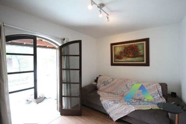 Imagem Casa de Condomínio com 4 Quartos à Venda, 250 m² em Vila Das Mercês - São Paulo